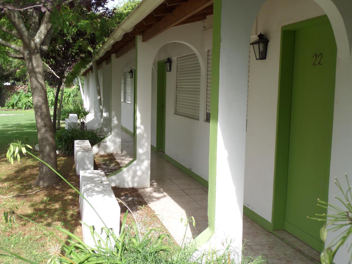 Hotel Carmen De Areco Exterior photo